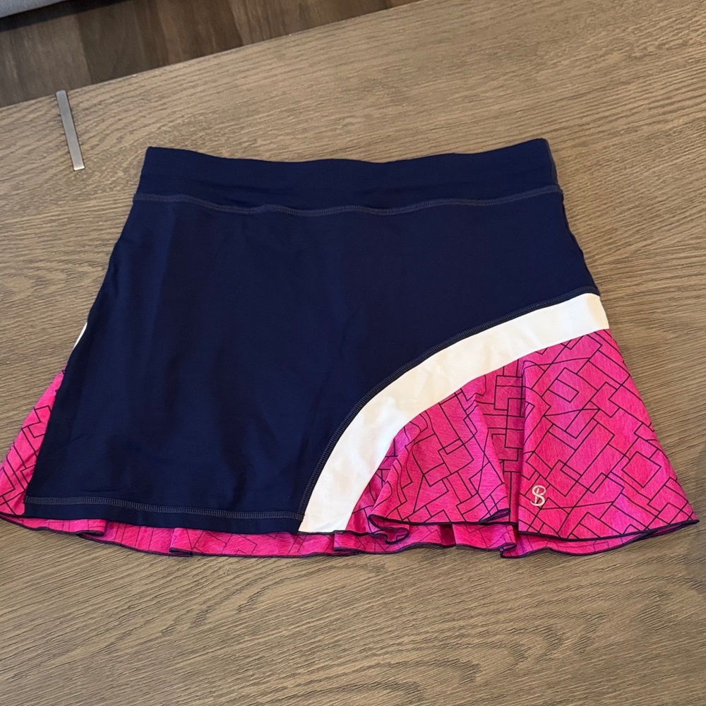 Sofibella Vibrant Pink and Navy Women's Skort